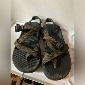 Mens Chaco size 10